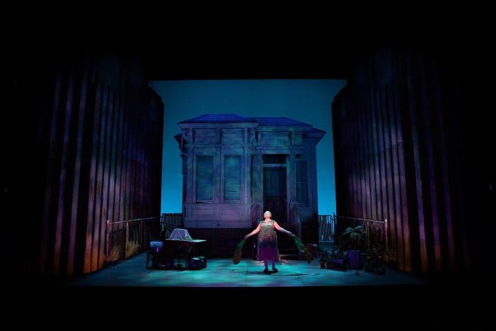 Production photo from Mojada: A Medea in Los Angeles